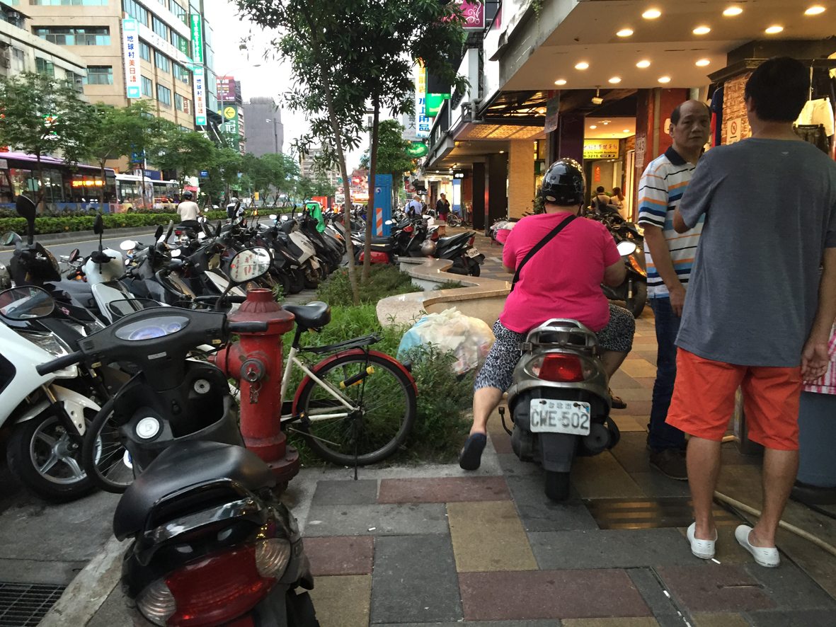 人行道行步行22
