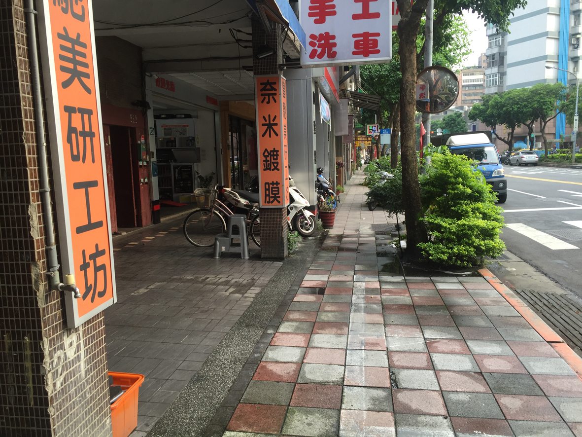 人行道行步行33