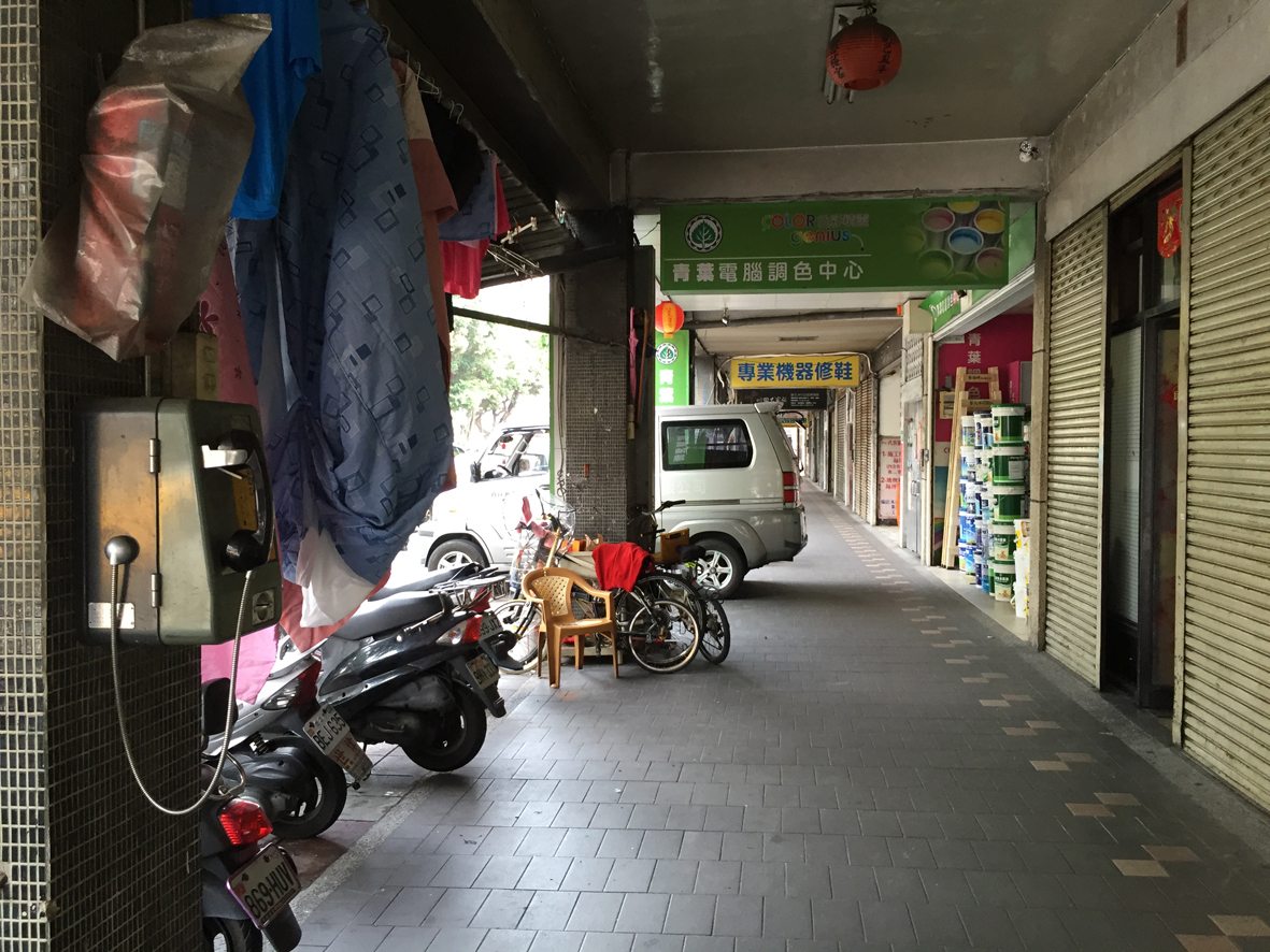 人行道行步行35