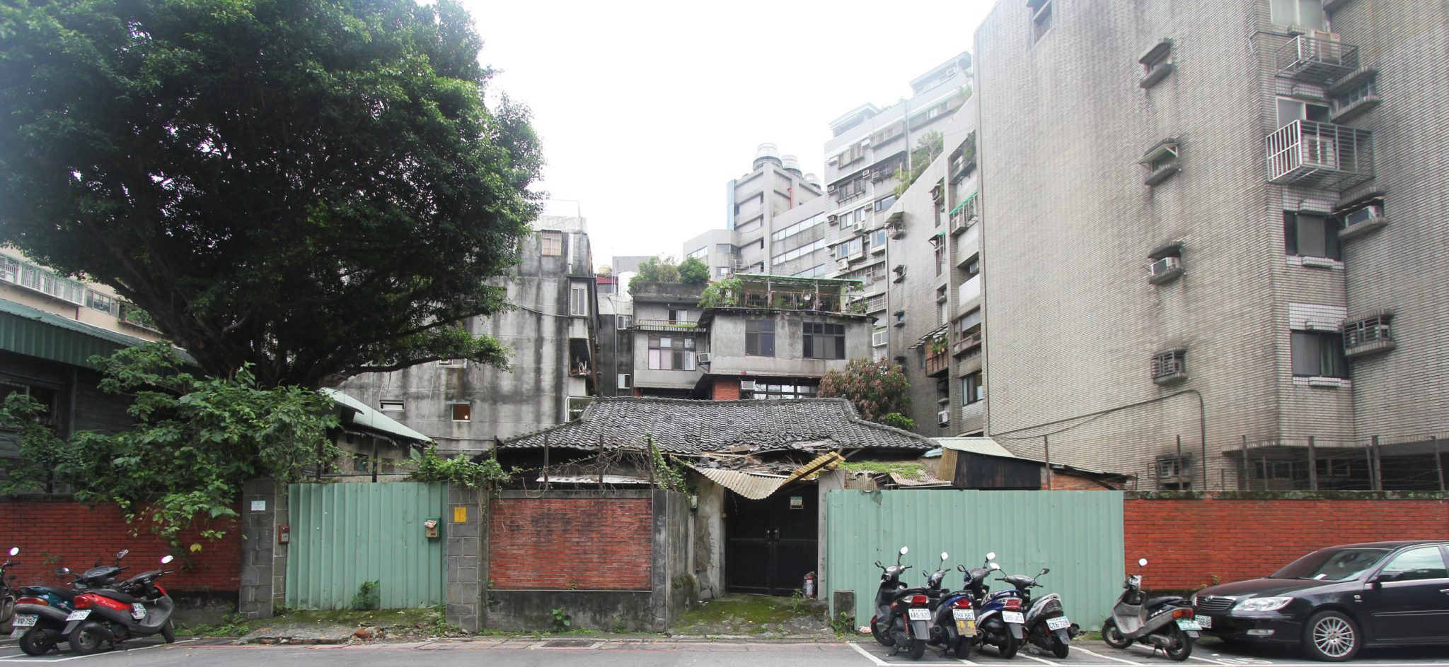 壟罩在都市更新陰影之下的臺大日式宿舍