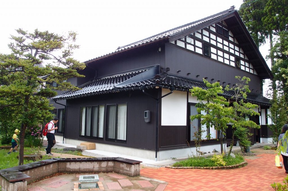 日本富山縣物語診所（ものがたり診療所）社區的主體應是「故事」而不是醫療