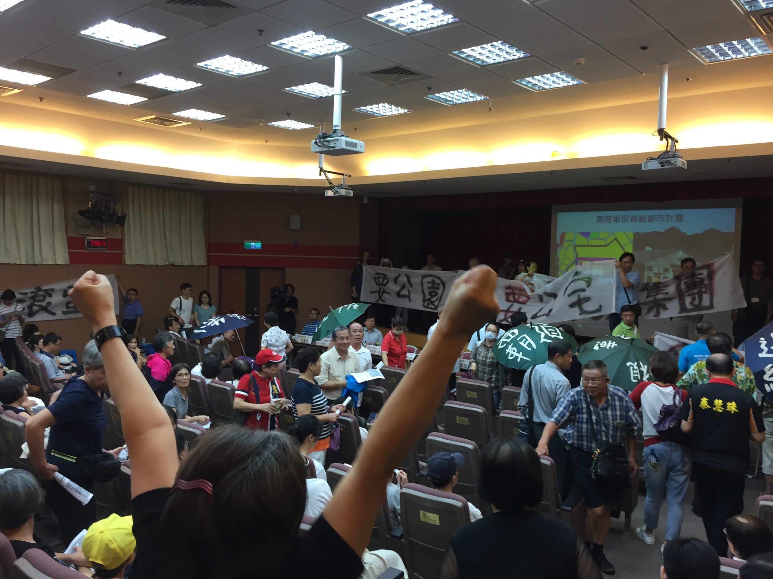 群起來造屋：淺談社會住宅的社區政治與共融挑戰